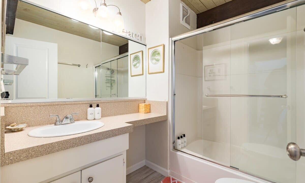Photo of Bathroom in La Selva Beach