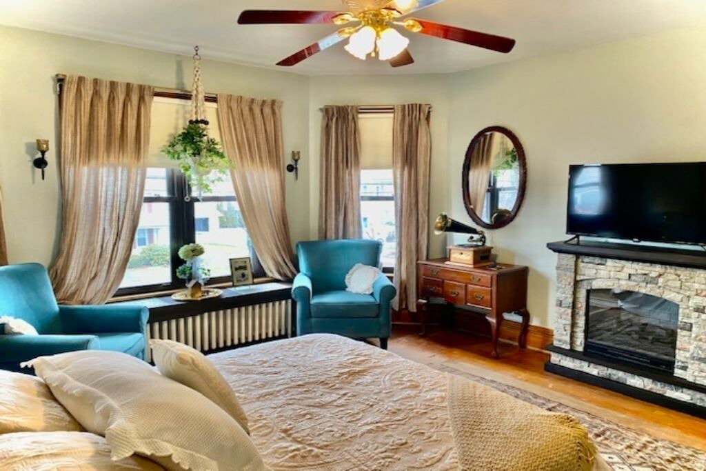 Photo of Livingroom in St. Marys
