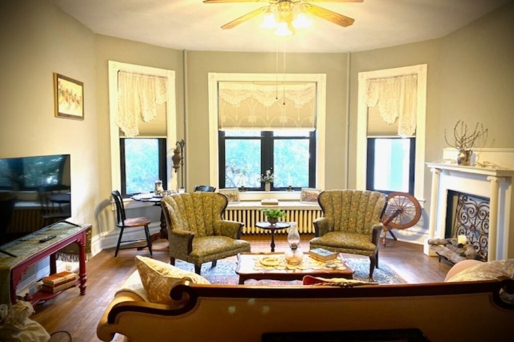 Photo of Livingroom in St. Marys