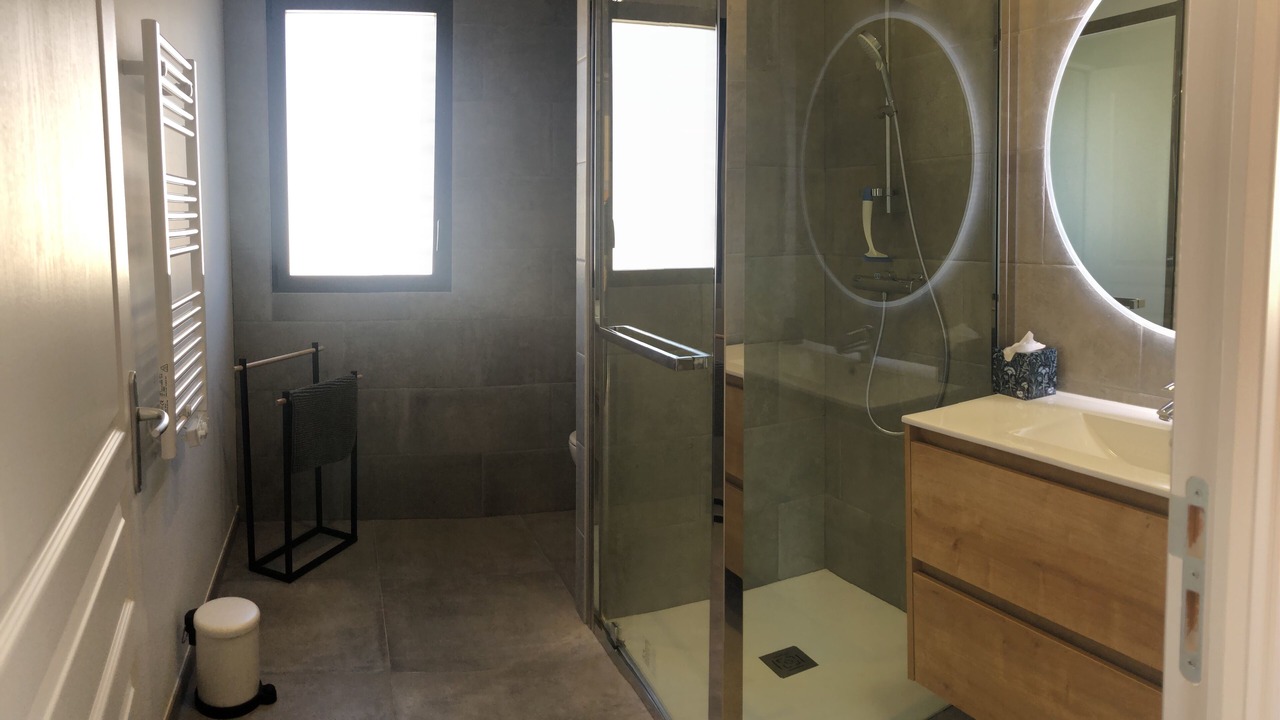 Photo of Bathroom in Jullouville