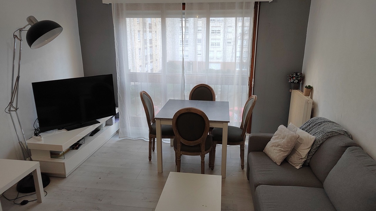 Photo of Livingroom in Miroir - Batignolles