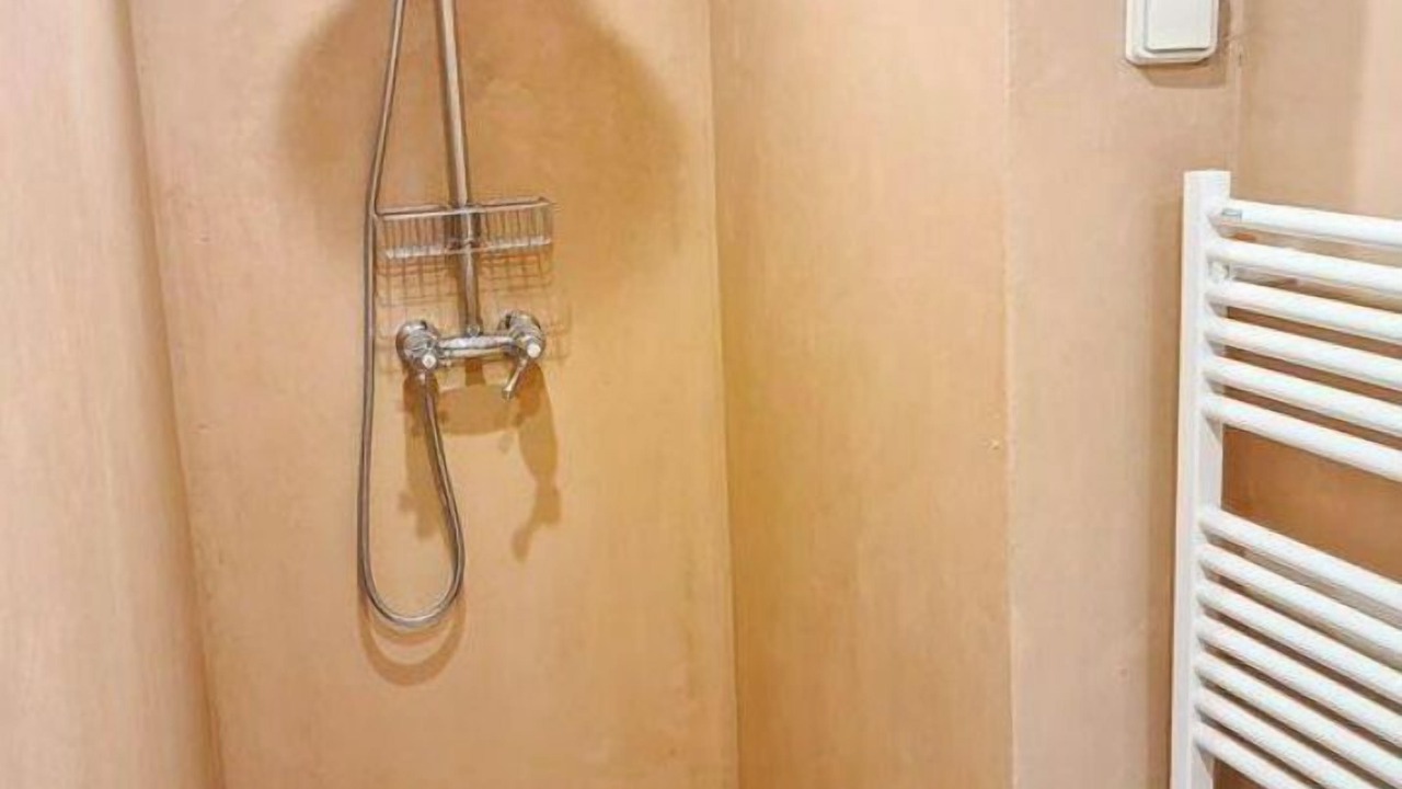 Photo of Bathroom in Chateau-Chalon