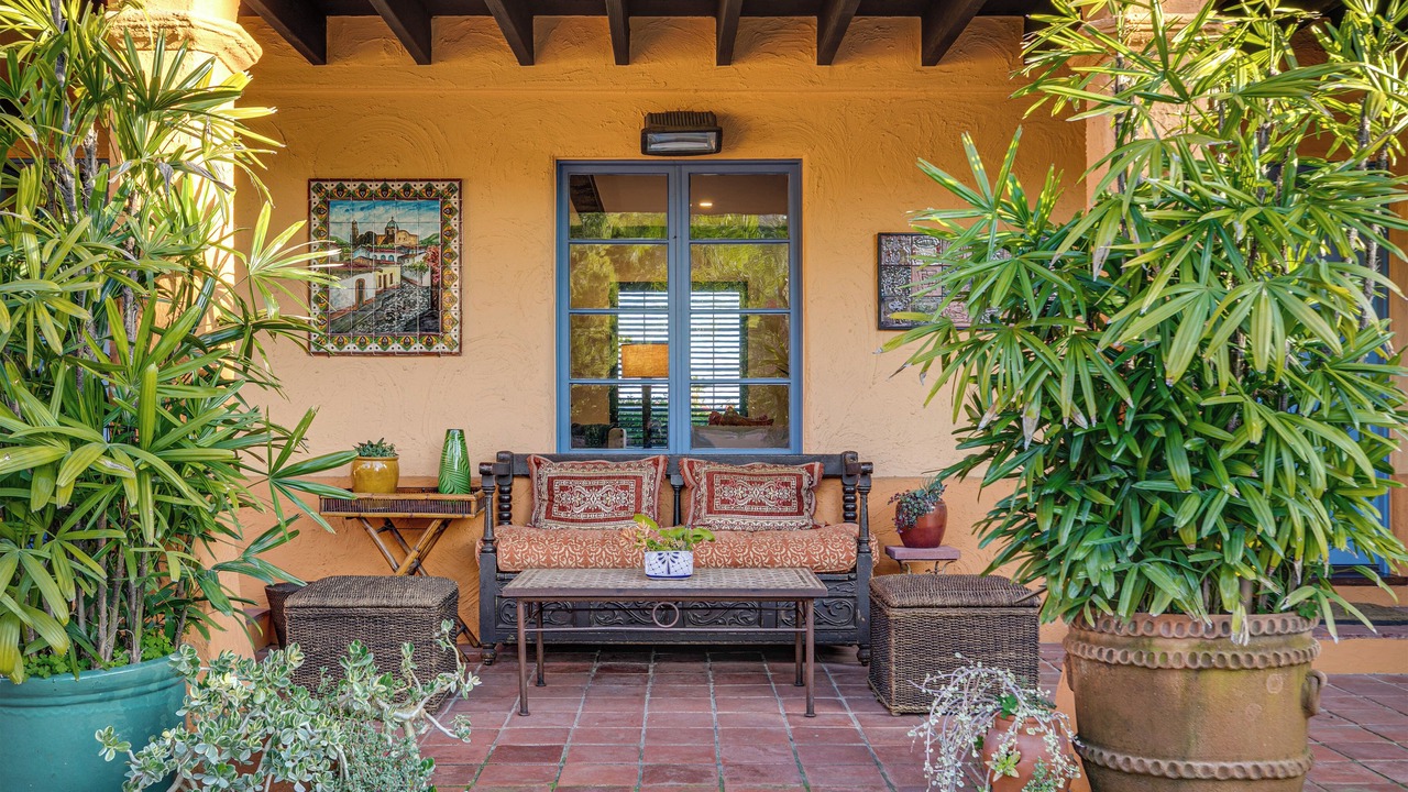 Photo of Patio Balcony in Rossmoyne