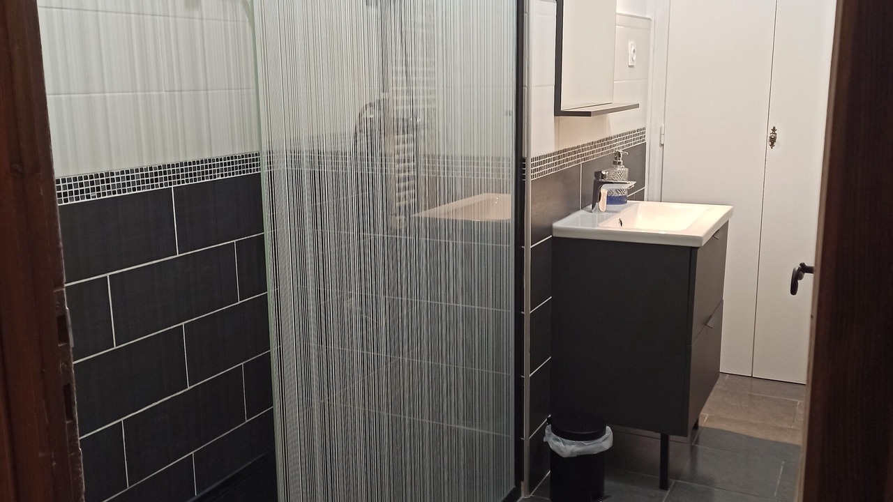 Photo of Bathroom in Lamastre