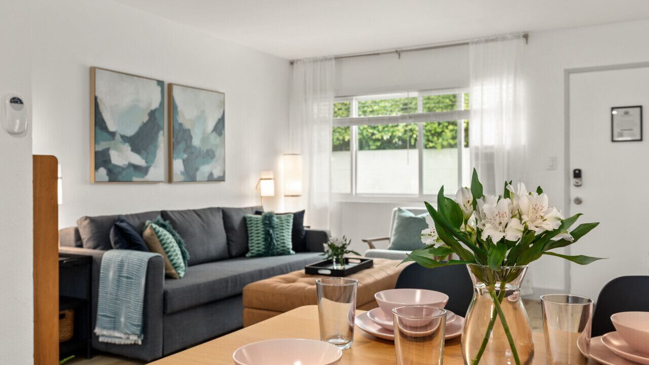 Photo of Livingroom in Eastside