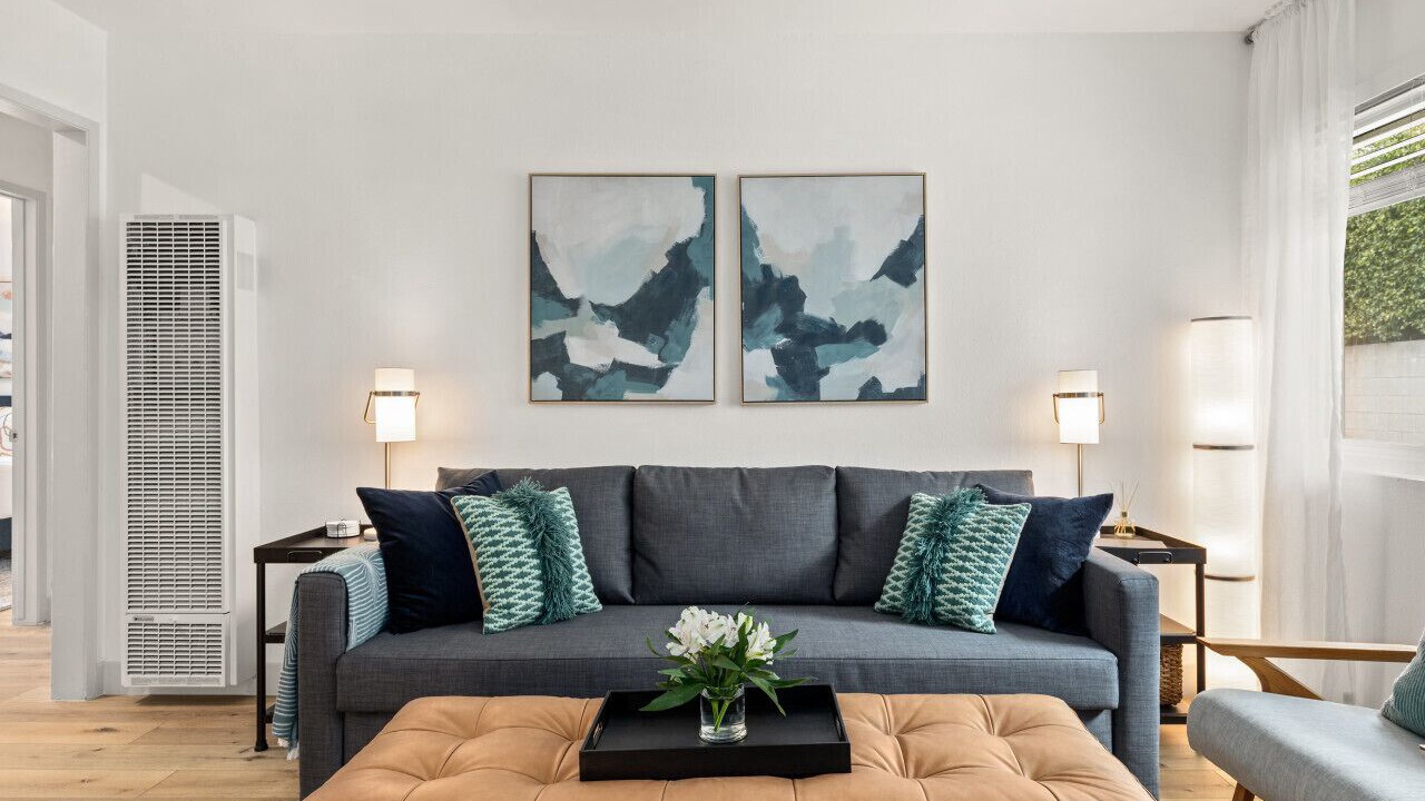 Photo of Livingroom in Eastside