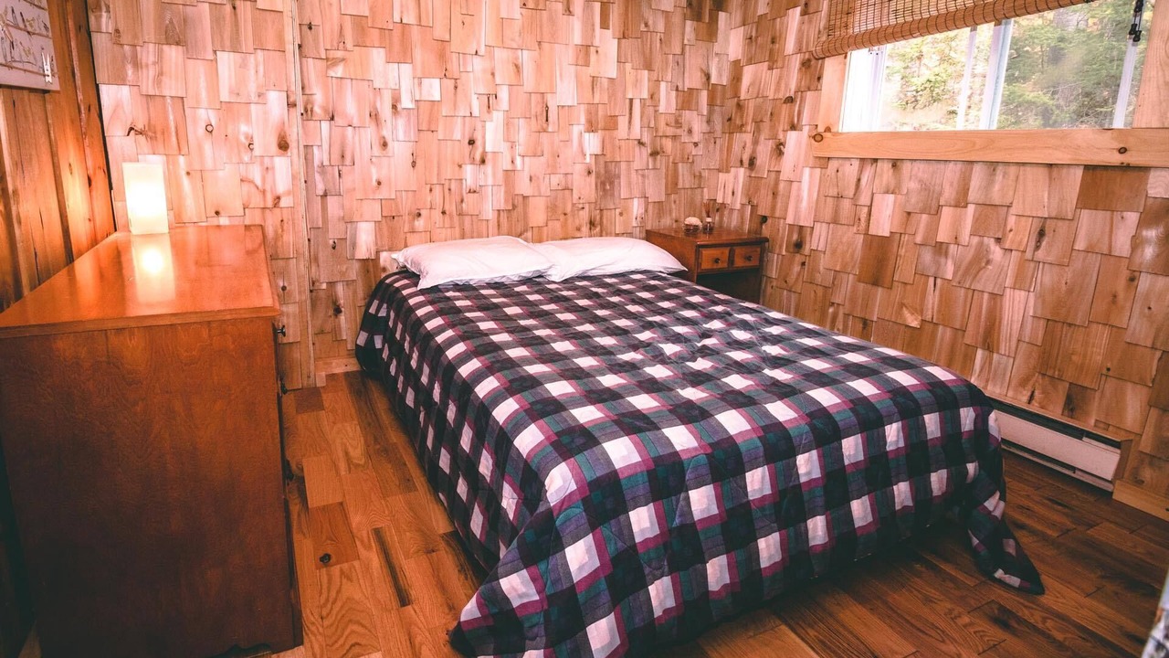 Photo of Bedroom in St-Adolphe-d'Howard