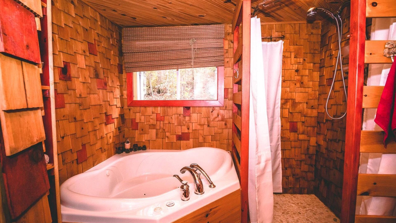 Photo of Bathroom in St-Adolphe-d'Howard