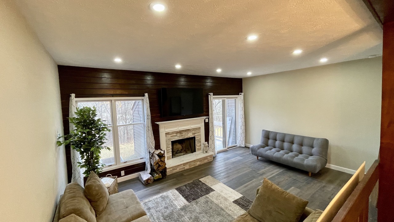 Photo of Livingroom in East Stroudsburg