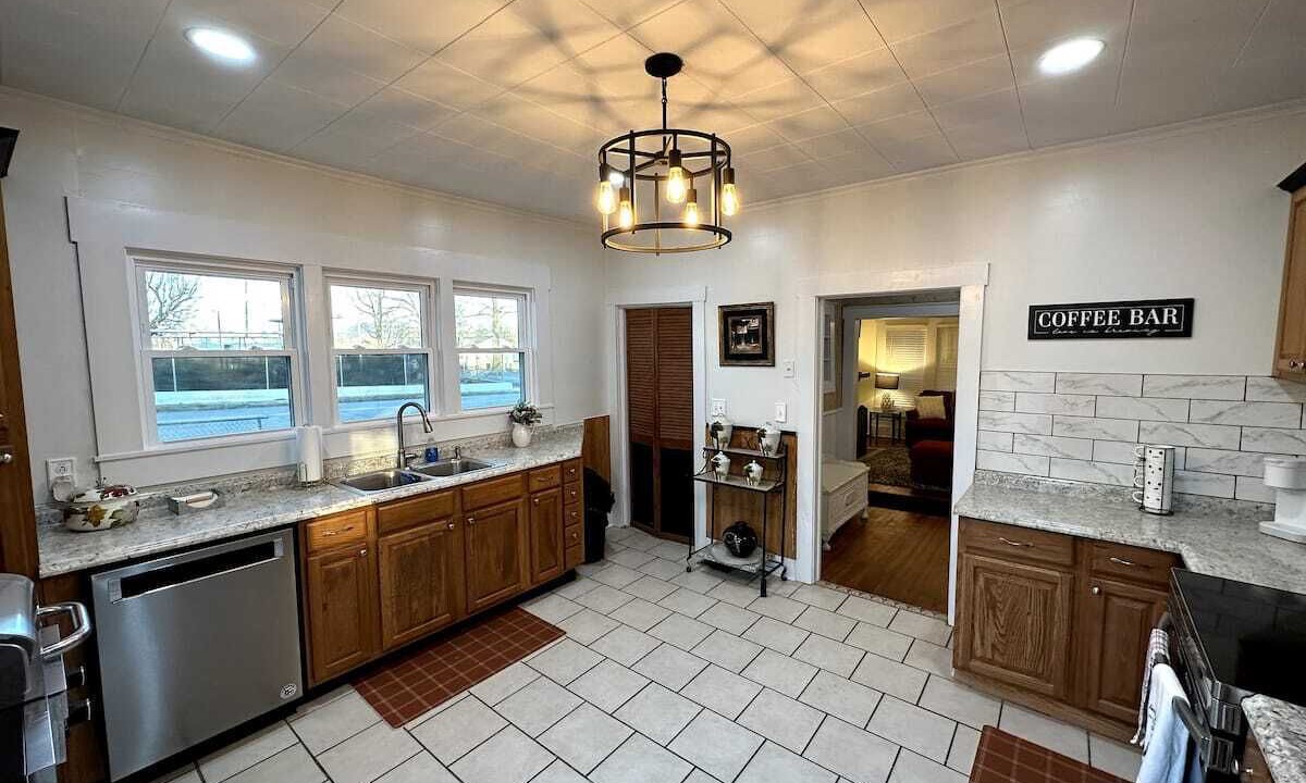 Photo of Kitchen in Etowah