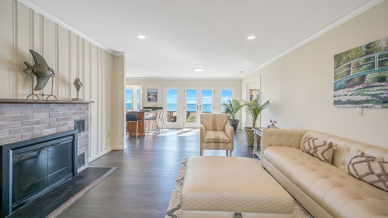 Photo of Livingroom in Long Island