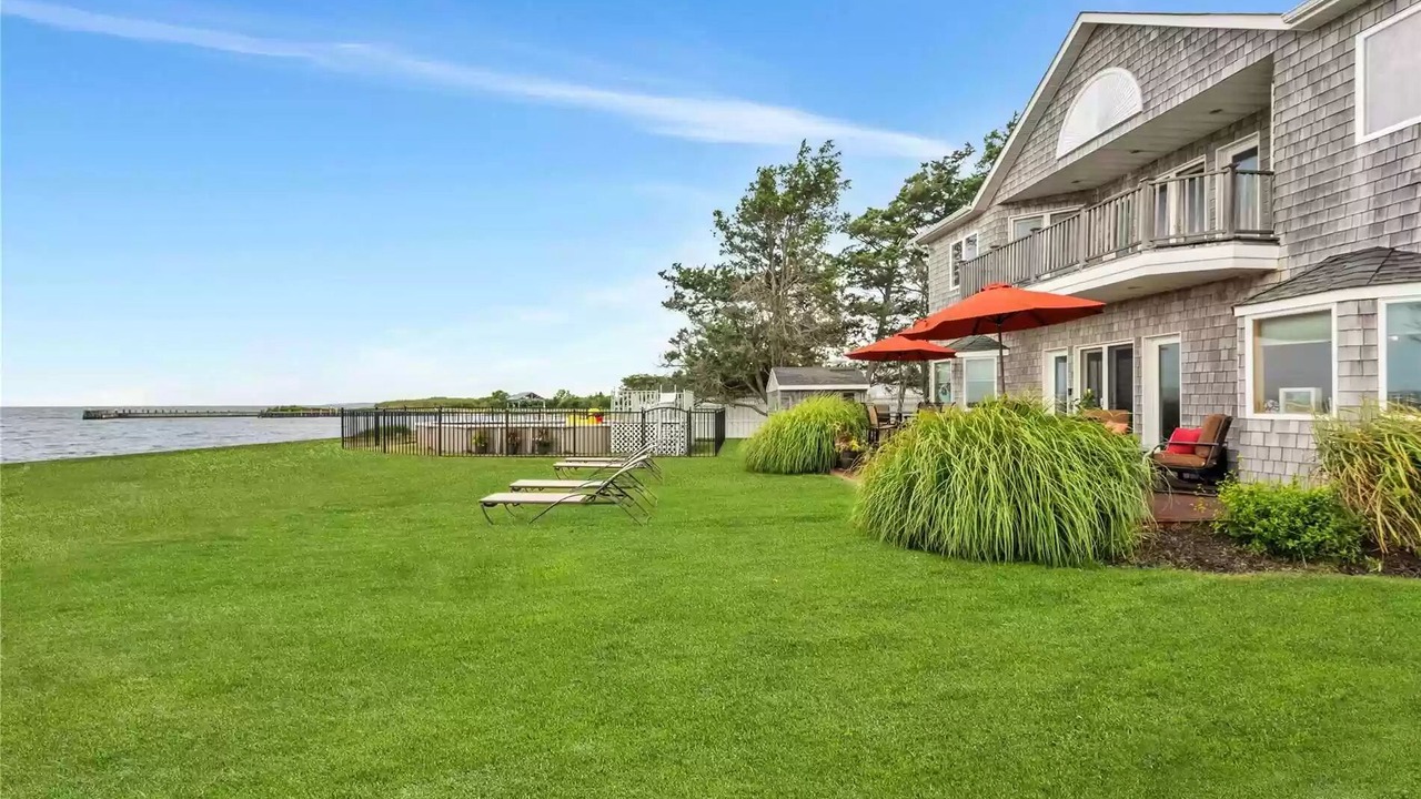 Photo of Patio Balcony in Long Island