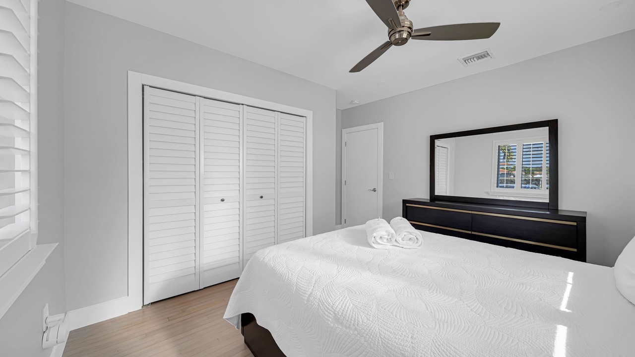 Photo of Bedroom in Coral Way