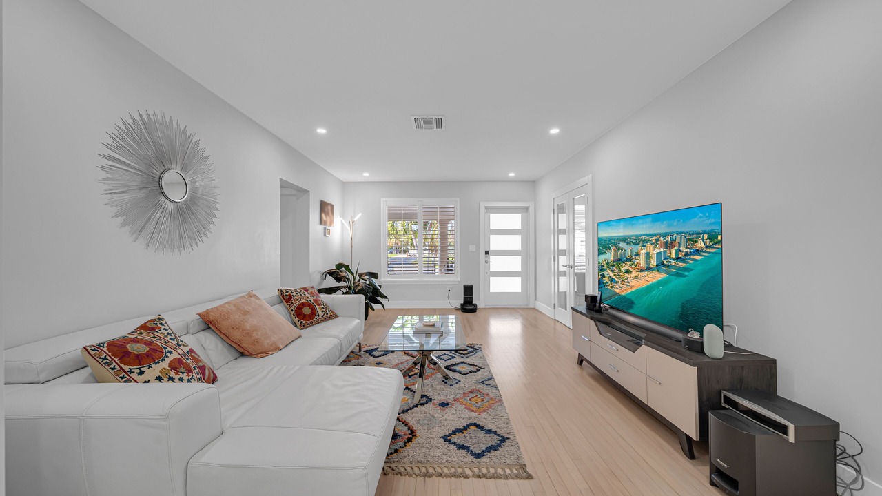 Photo of Livingroom in Coral Way