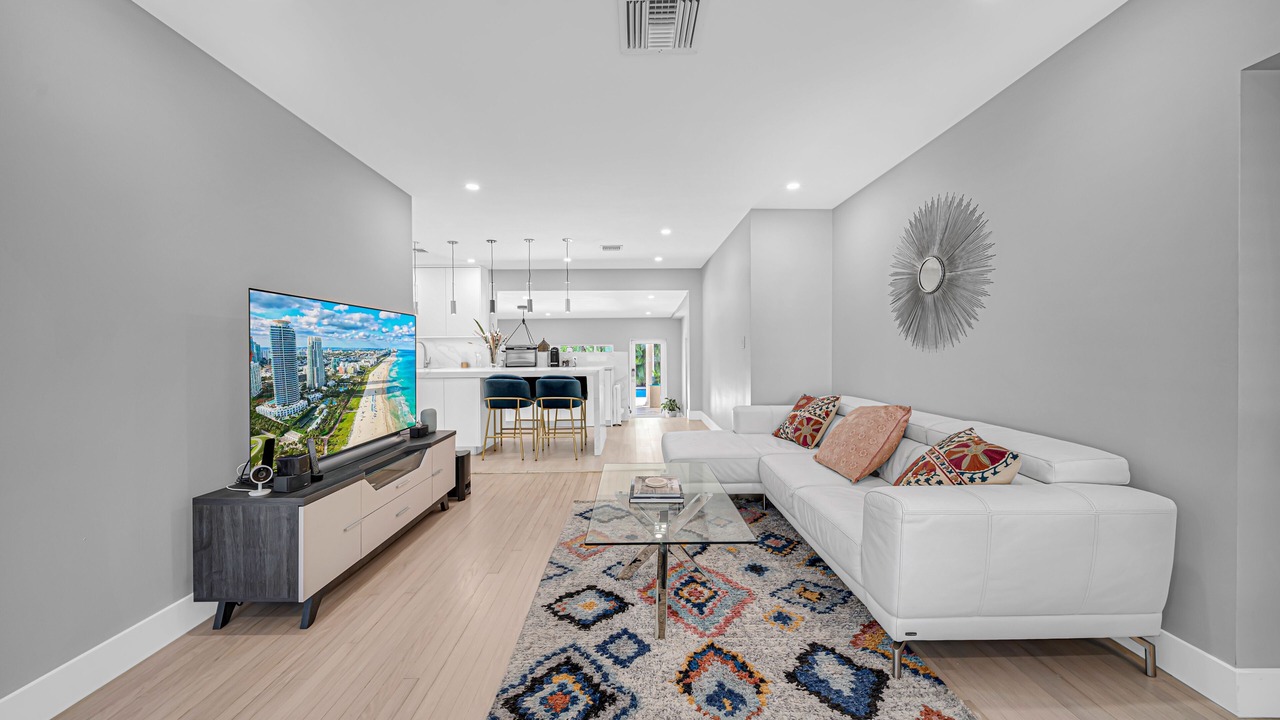 Photo of Livingroom in Coral Way