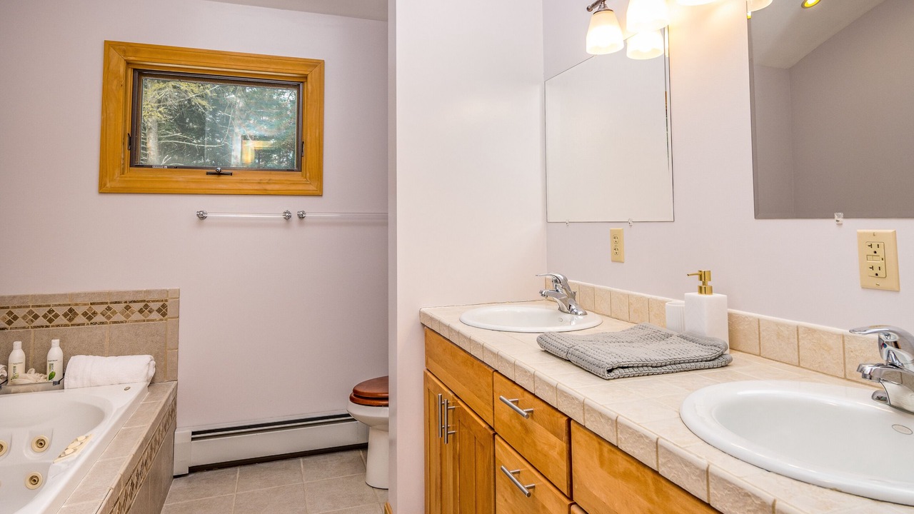 Photo of Bathroom in Jewett