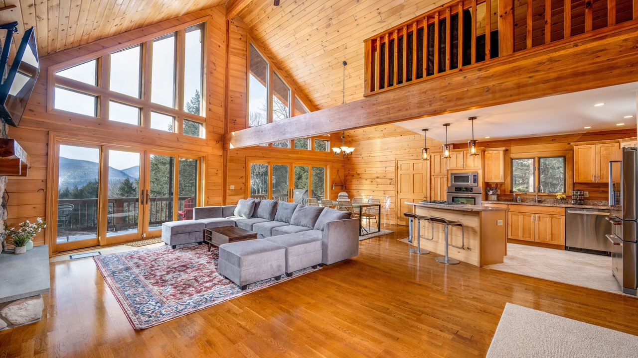 Photo of Livingroom in Jewett