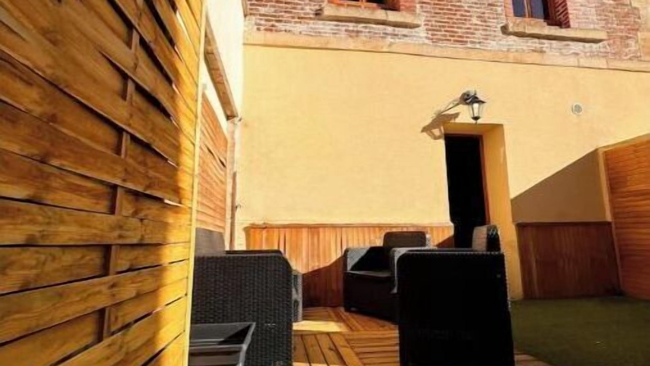Photo of Patio Balcony in Neuilly-en-Thelle