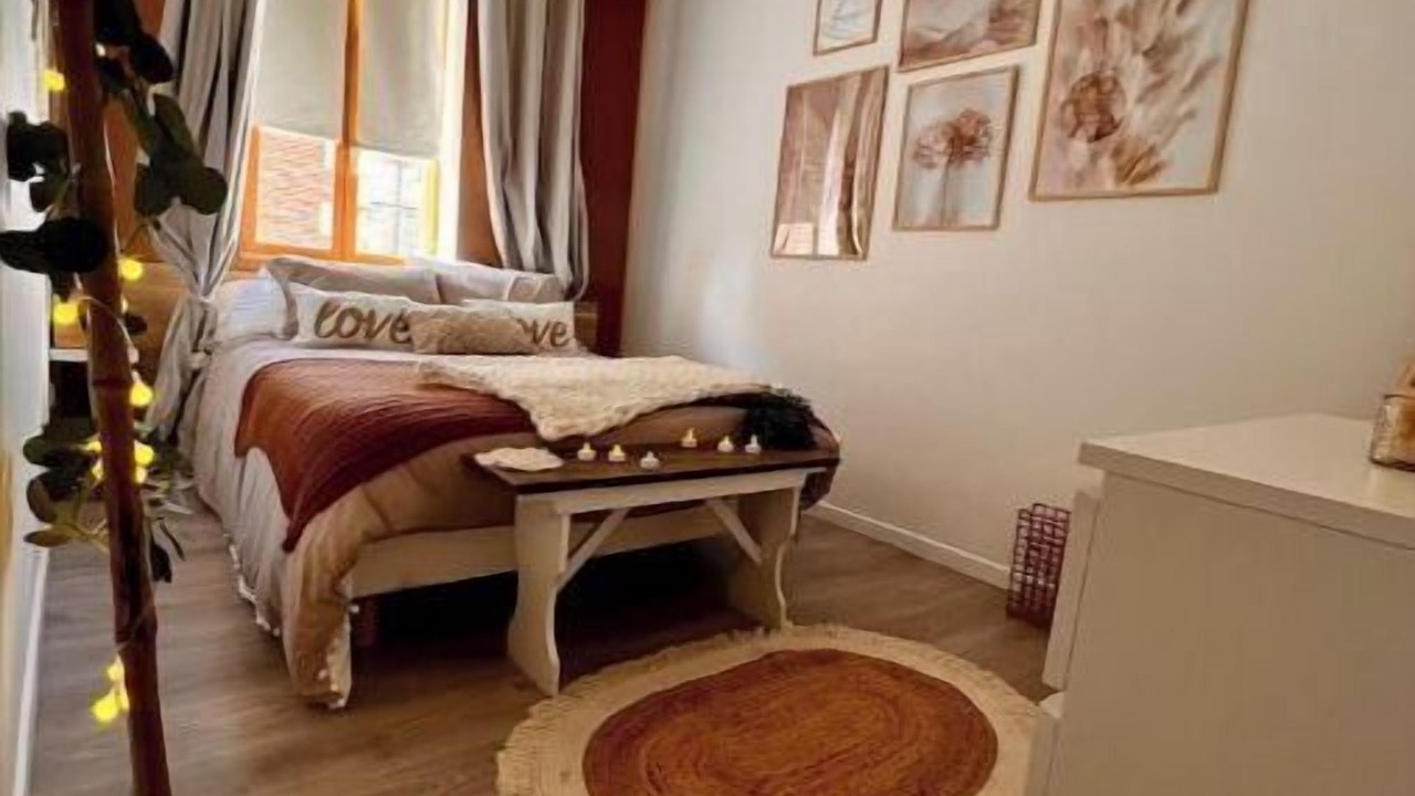 Photo of Bedroom in Neuilly-en-Thelle