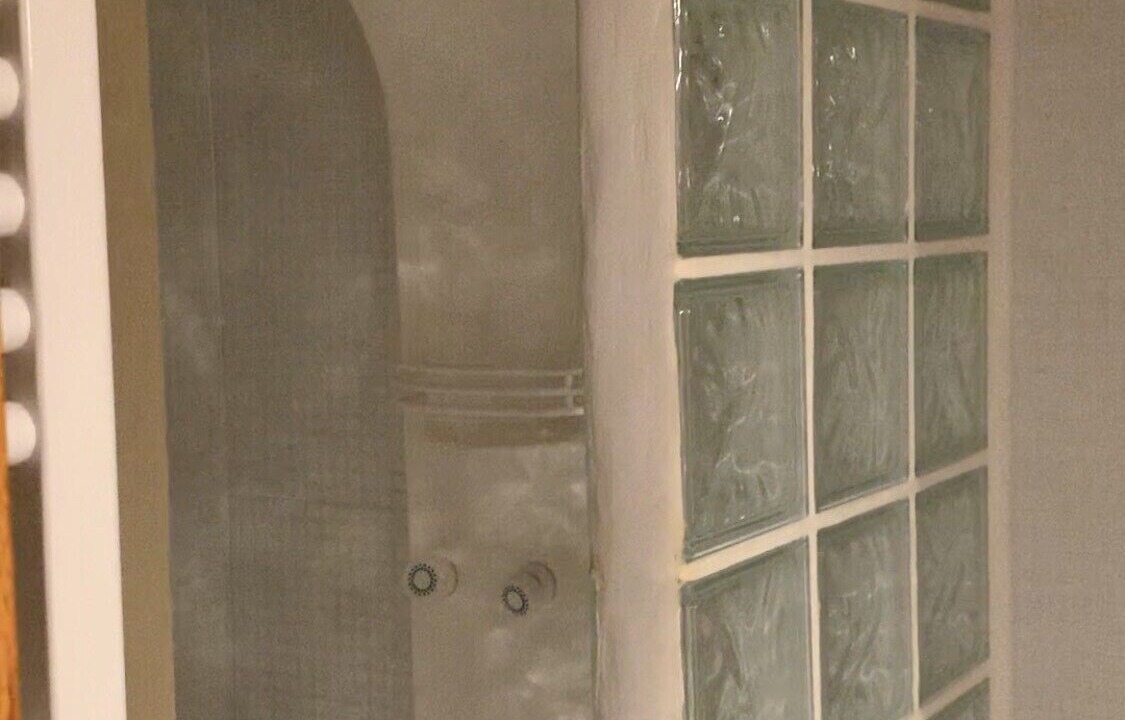 Photo of Bathroom in Hauts-Paves - Saint-Felix