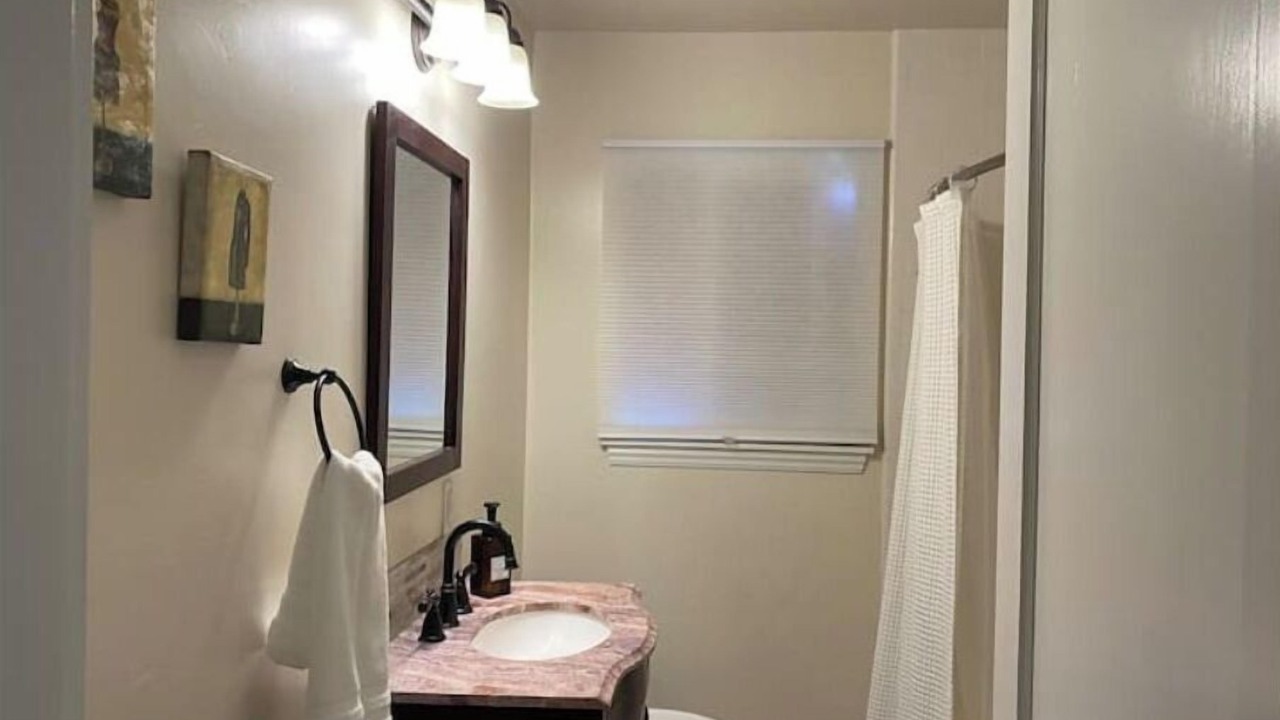 Photo of Bathroom in Salinas