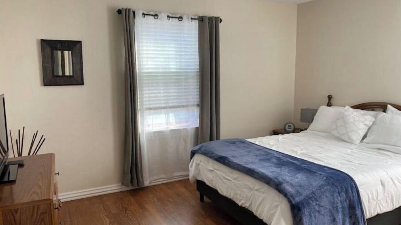 Photo of Bedroom in Salinas