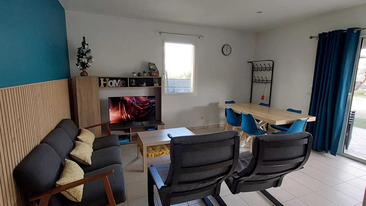 Photo of Others in Martel