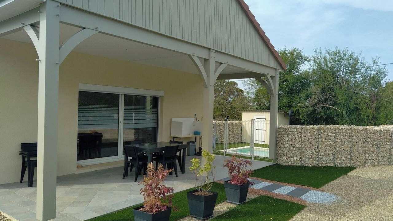 Photo of Outdoor in Martel