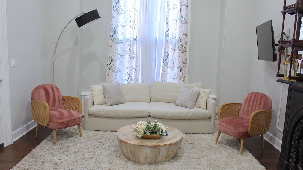 Photo of Livingroom in Albany