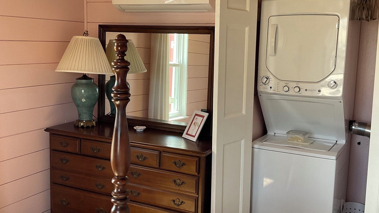 Photo of Bedroom in Long Beach