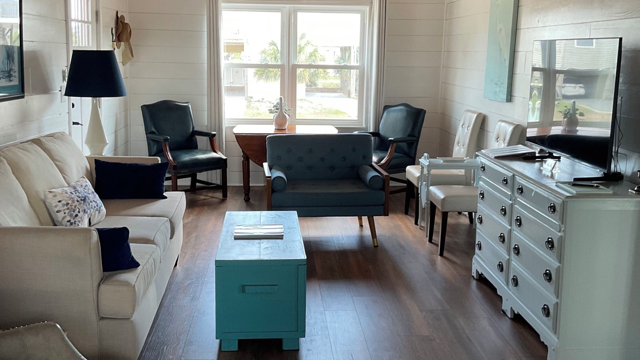 Photo of Livingroom in Long Beach