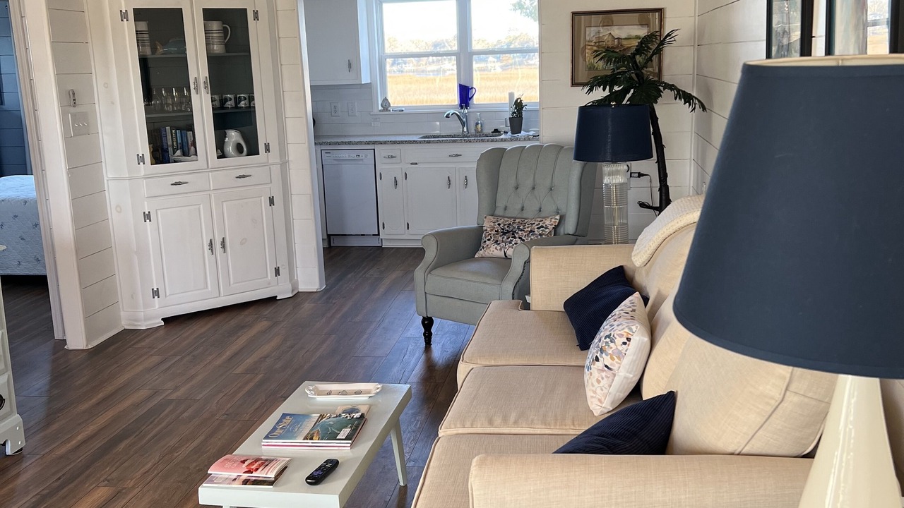 Photo of Livingroom in Long Beach