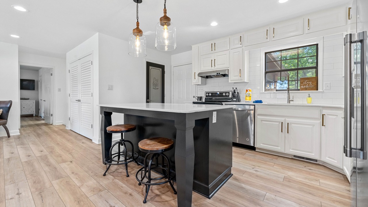 Photo of Kitchen in Clinton