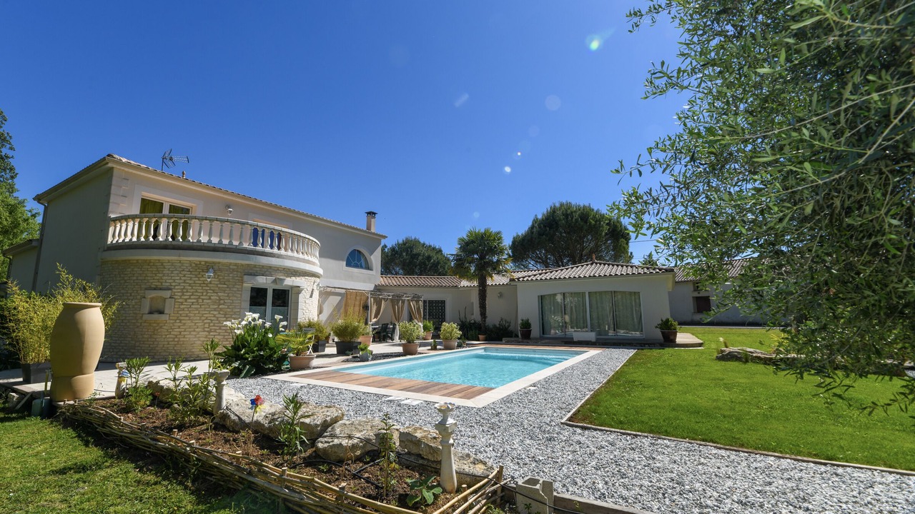 Photo of Outdoor in Montreuil
