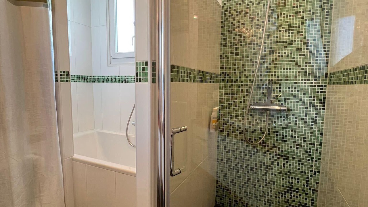 Photo of Bathroom in Brem Sur Mer