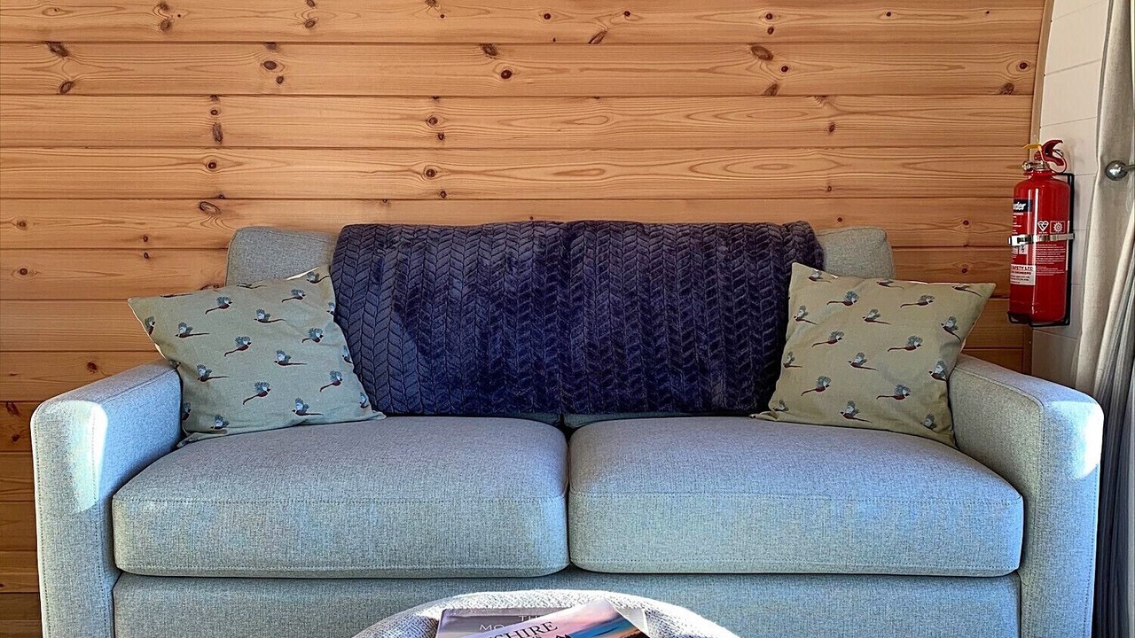 Photo of Livingroom in Low Catton