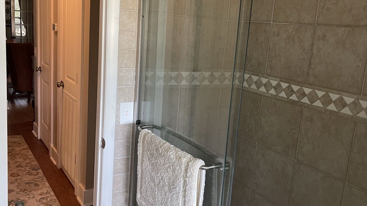 Photo of Bathroom in Tahlequah
