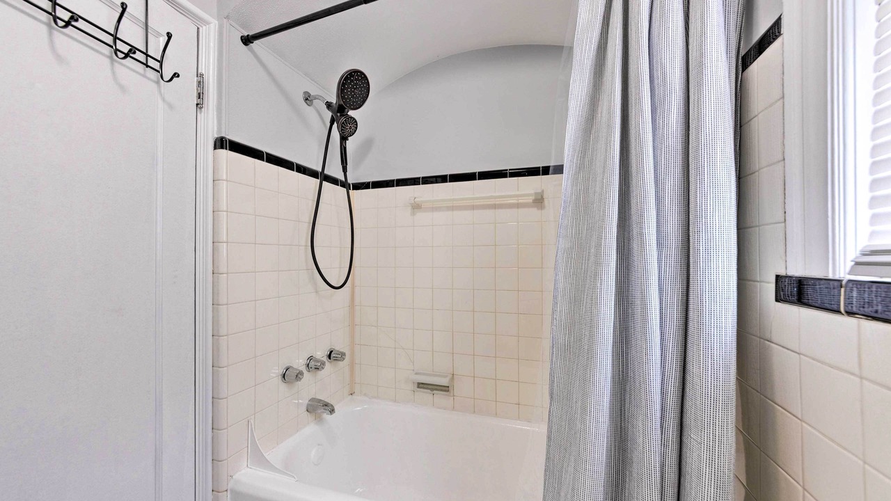 Photo of Bathroom in Bel-Nor