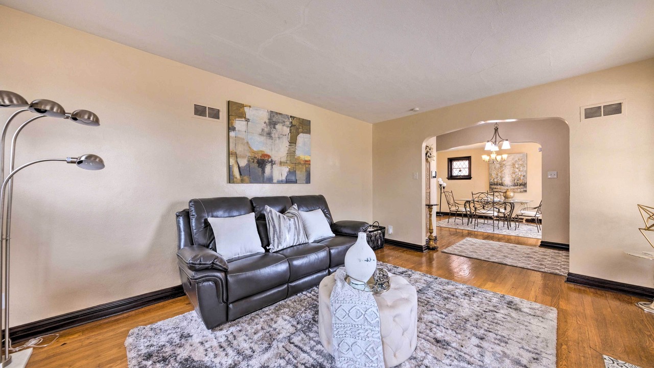 Photo of Livingroom in Bel-Nor