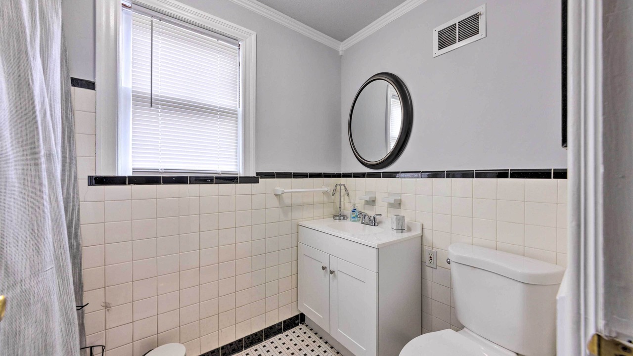 Photo of Bathroom in Bel-Nor