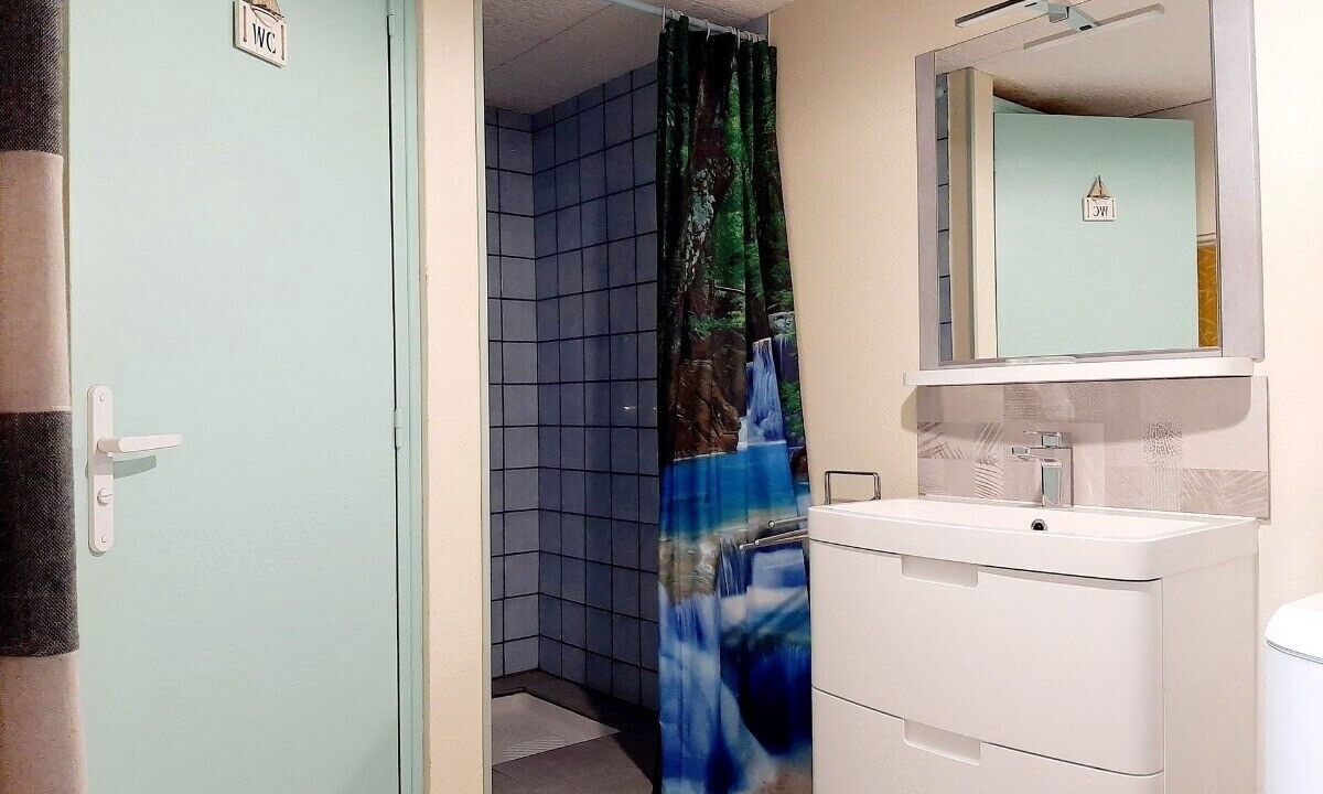 Photo of Bathroom in Apremont