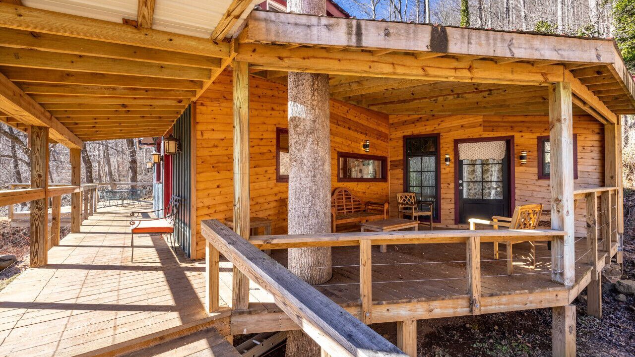 Photo of Patio Balcony in Stanardsville
