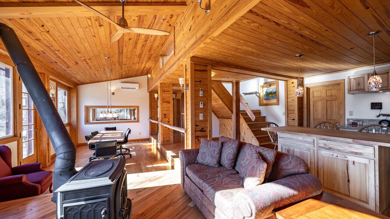 Photo of Livingroom in Stanardsville