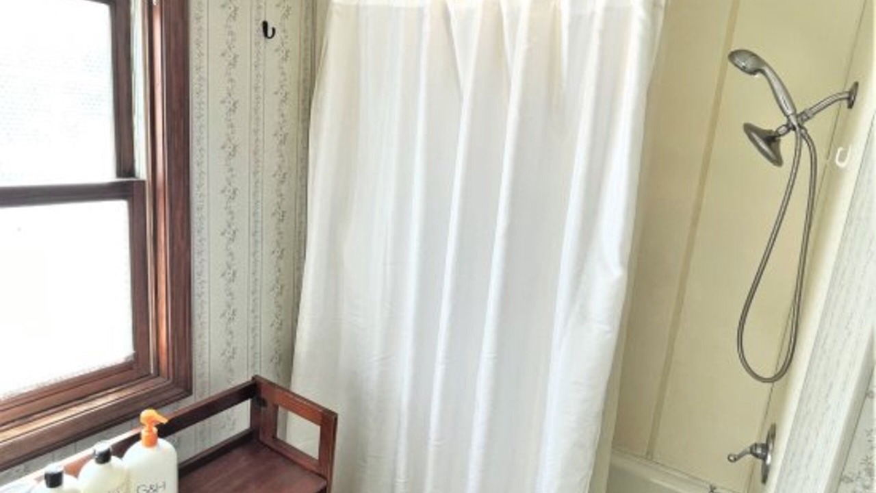 Photo of Bathroom in Park Falls