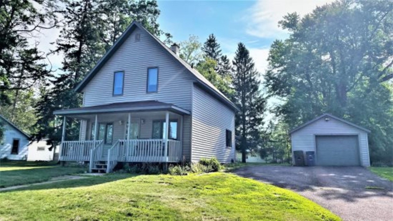 Photo of Outdoor in Park Falls