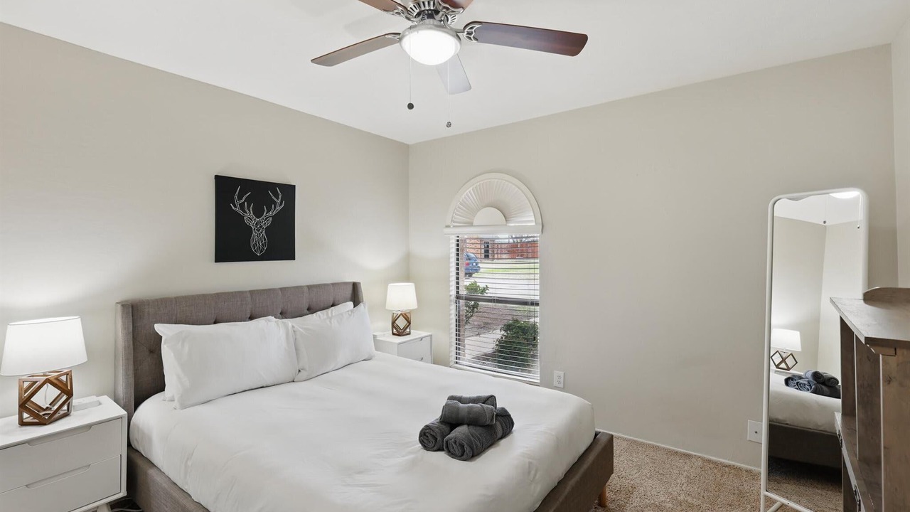 Photo of Bedroom in Northeast Carrollton