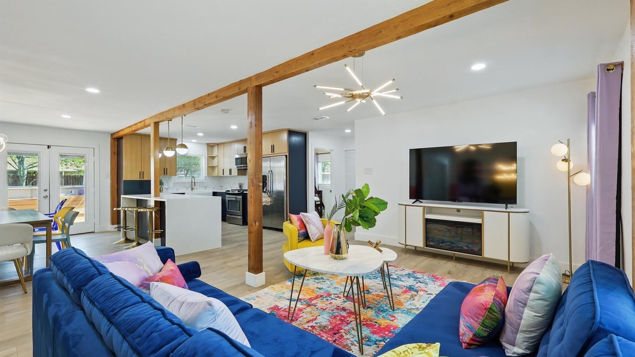 Photo of Livingroom in Park Central