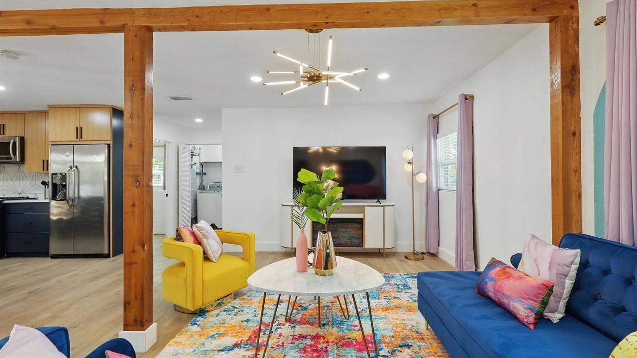 Photo of Livingroom in Park Central