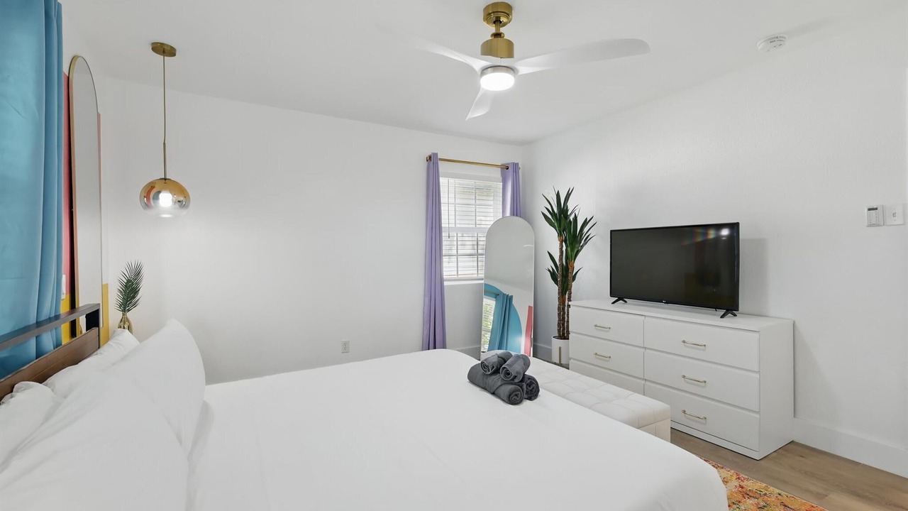 Photo of Bedroom in Park Central