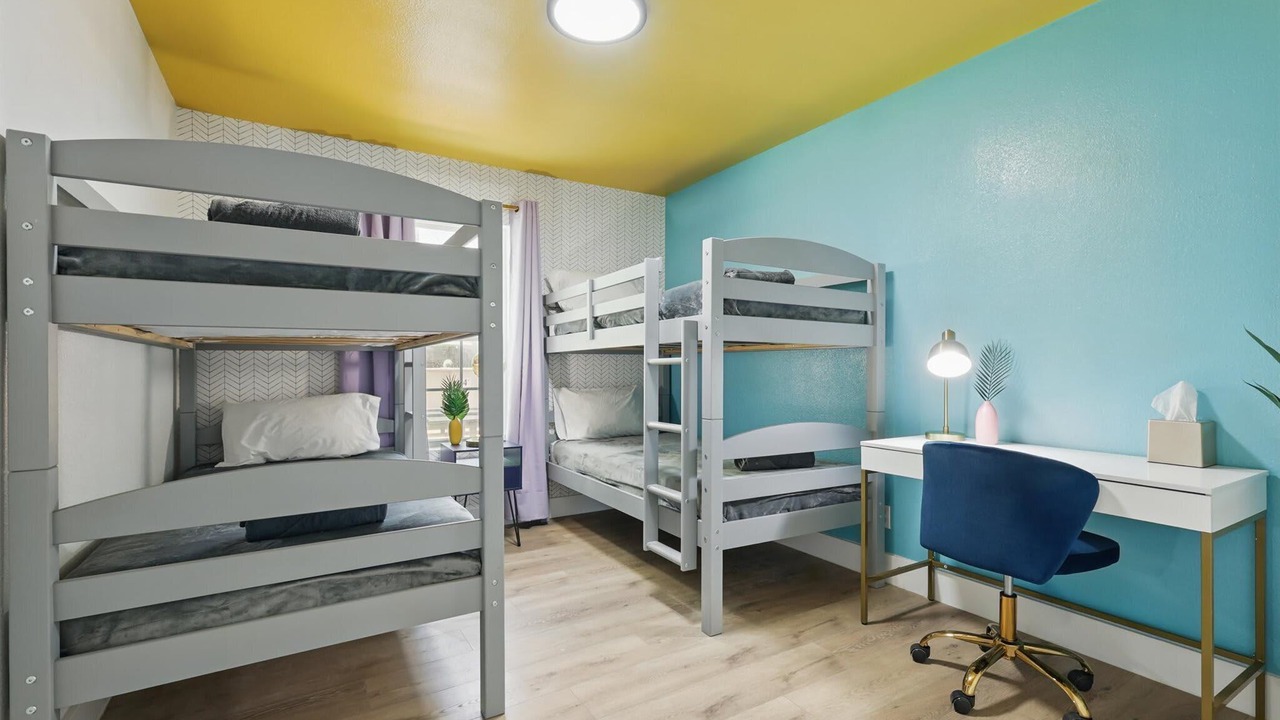 Photo of Bedroom in Park Central